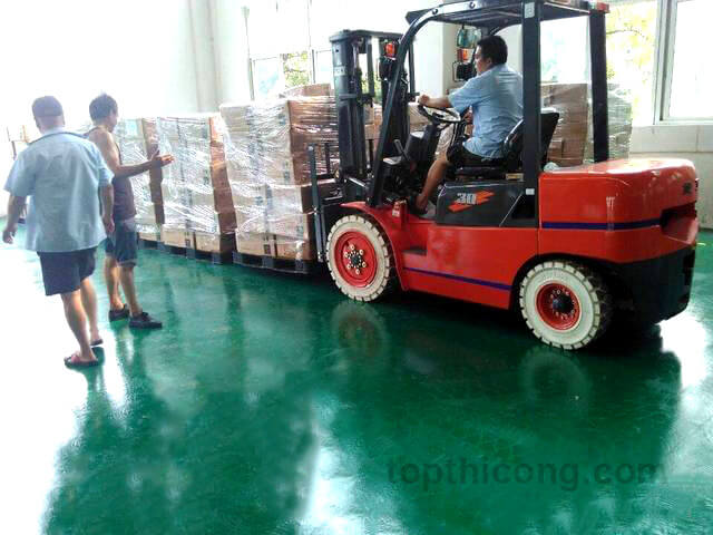 Loại sơn nào phù hợp cho kho xưởng có xe nâng di chuyển