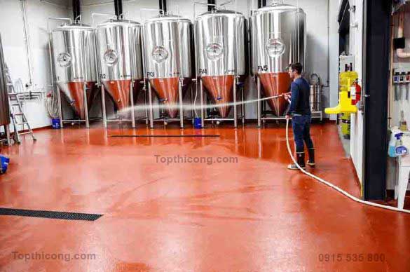 vệ sinh sàn epoxy dễ dàng