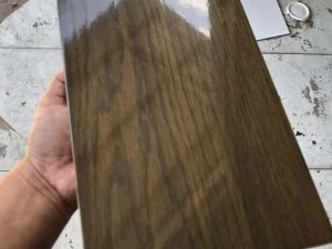 Giá Sơn phủ bóng đồ gỗ ngoài trời Lotus PUD từ 280.000đ đến 380.000đ