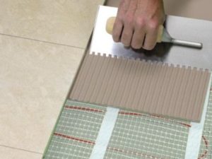 cong trinh xu ly keo dan gach tron san khong can vua min