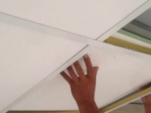 Trần thả cách nhiệt XPS 600*600mm