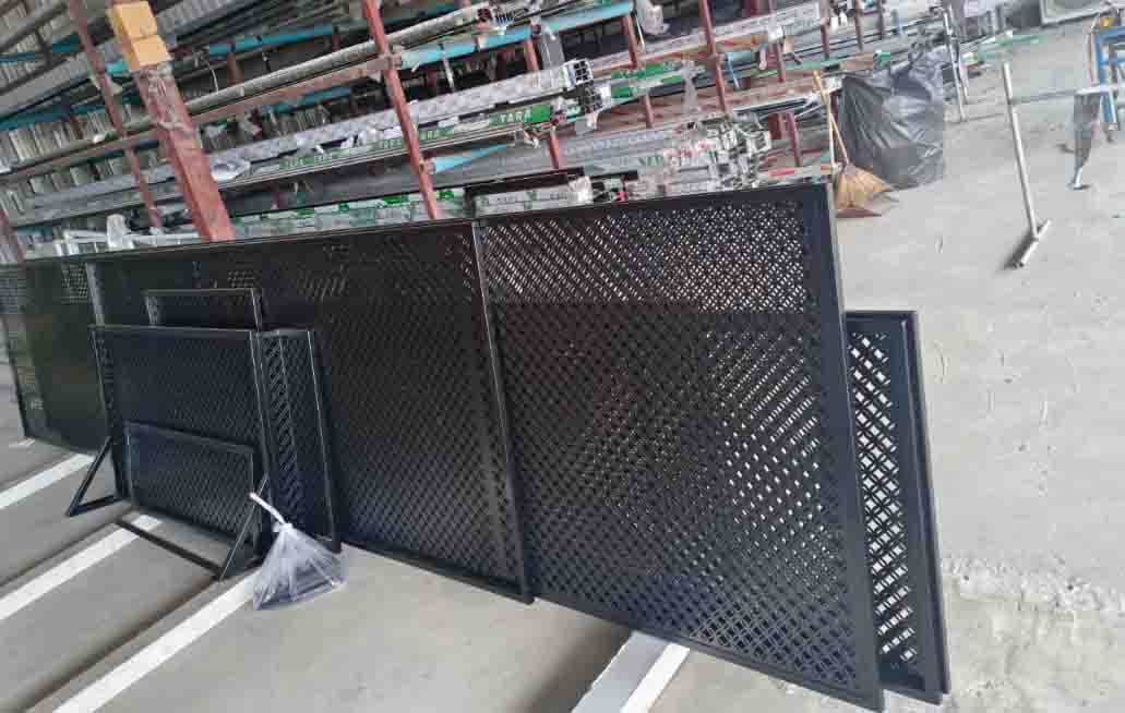 Thi công sơn trên kim loại Thi công sơn trên kim loại