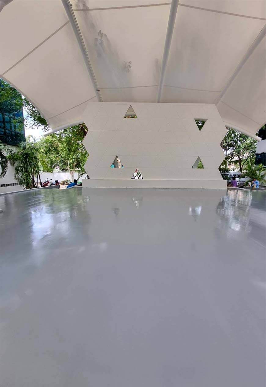 Sơn sàn showroom trưng bày