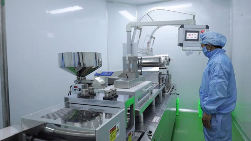 Thi công sơn tự san phẳng nhà máy thực phẩm