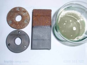 Làm mới kim loại rỉ sét sắt thành sắt mới