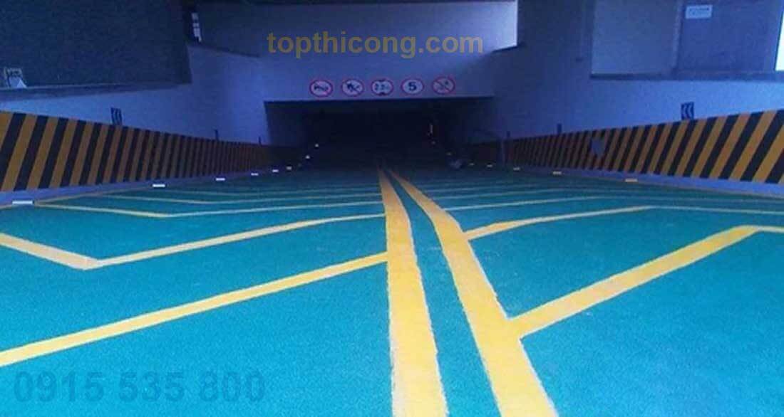 đường dốc trong gara ngầm lại cực kỳ dốc