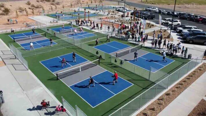 thi công sân thể thao sân đàn hồi và thi công Pickleball đàn hồi trọn gói