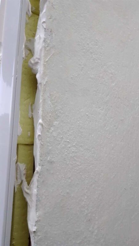 Keo chống thấm tường bị nứt, vẫn xử lý được mối nối