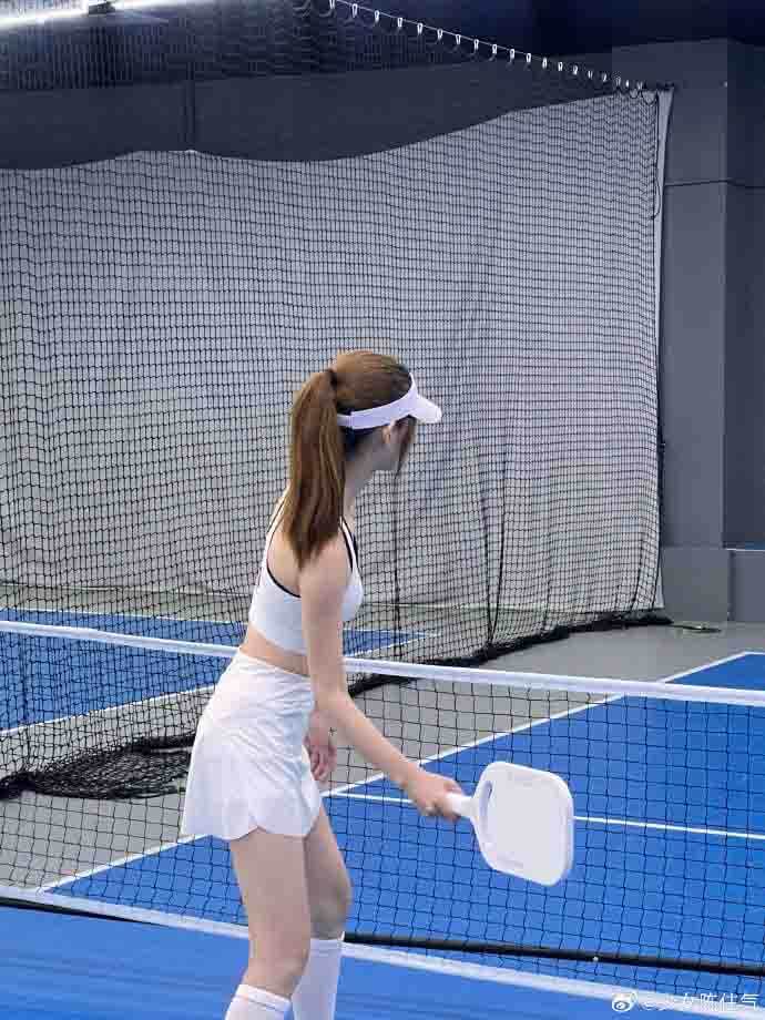 Với luật chơi đơn giản, phù hợp cho mọi lứa tuổi và khả năng vận động
