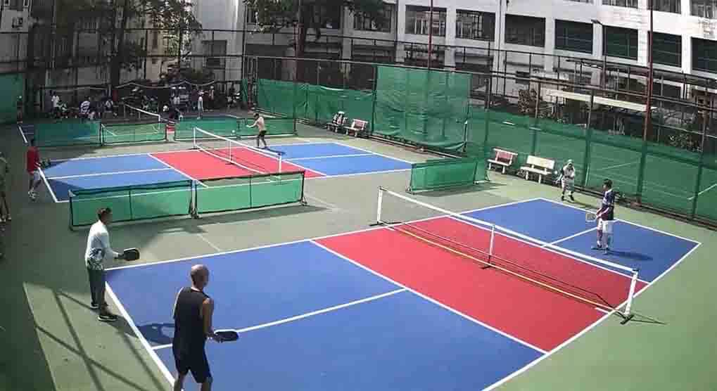 Sân pickleball trong nhà