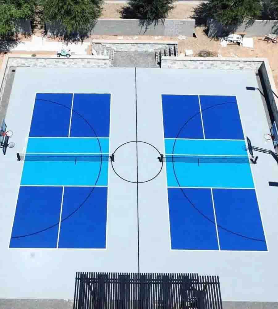 thiết kế Màu sân pickleball ngoài trời biên ghi nhạt kết hợp xanh blue nước biển đậm cùng với xanh da trời nhạt